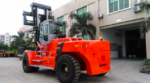 Diesel Engine 40 Ton Forklift , Container Lifting Forklift Customised Color